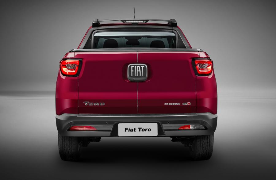  Fiat Toro Freedom 2.4 Flex AT9 2016 года  (фото 3 из 16)